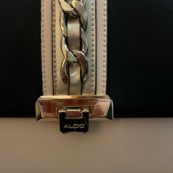 Also Glen Satchel New Condition Handbag with Strap Top Handle purse - Picture 4 of 7